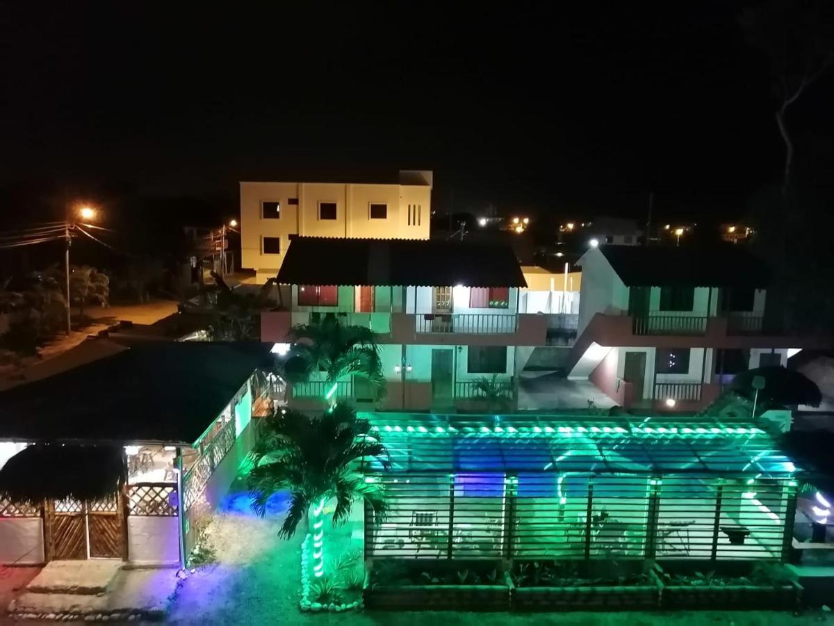 Hotel El Galeon Atacames Exteriér fotografie